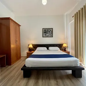 Benilva Hotel Shkallnur